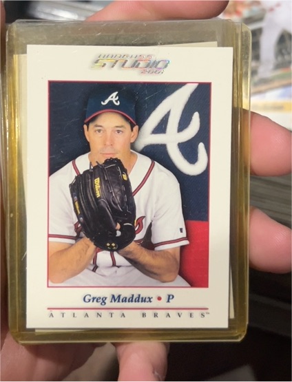 2001 Donruss Studio #8 Greg Maddux — front