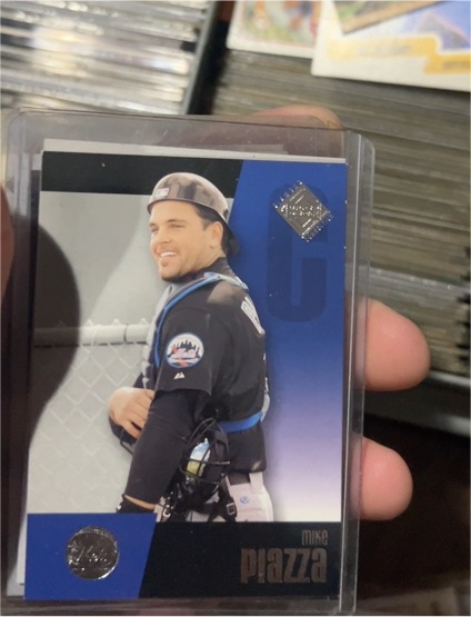 2002 Upper Deck Diamond Connection #74 Mike Piazza — front