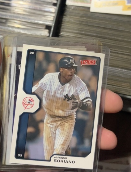 2002 Upper Deck Victory #28 Alfonso Soriano — front