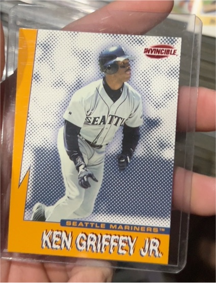 1999 Pacific Invincible Seismic Force #17B Ken Griffey Jr. — front