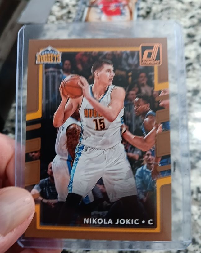 2017-18 Panini Donruss #37 Nikola Jokic — front