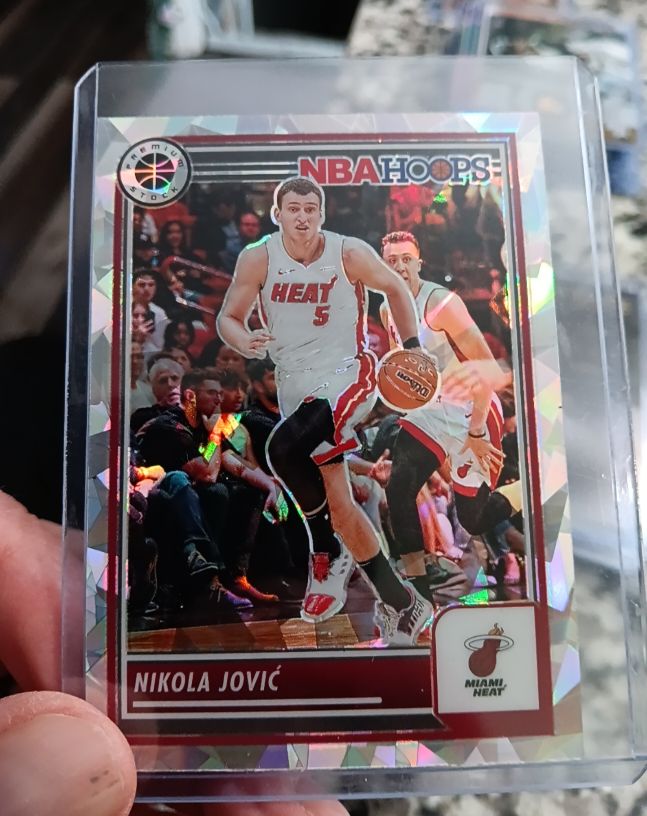 2023-24 Panini NBA Hoops Premium Stock #267 Nikola Jović — front