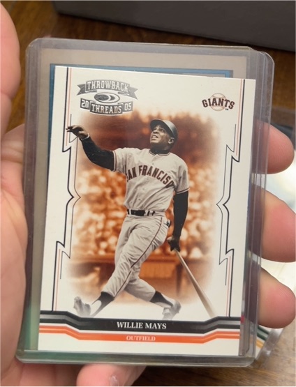 2005 Donruss Throwback Threads #289 Willie Mays — front