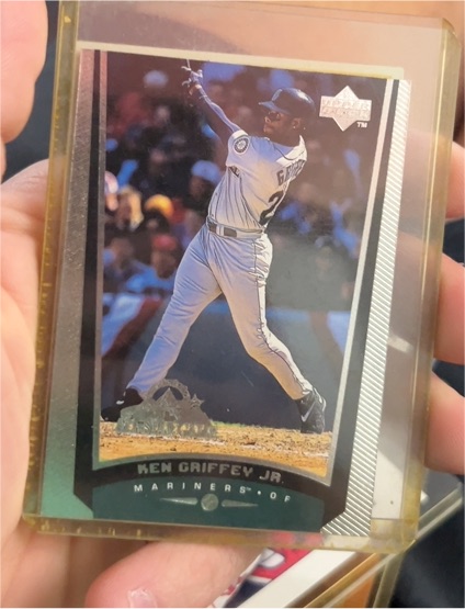 1999 Upper Deck #205 Ken Griffey Jr. — front
