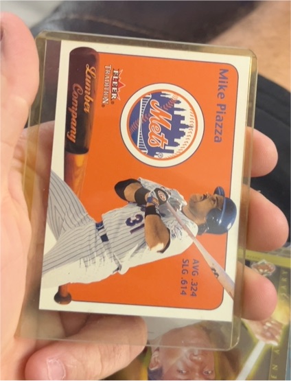 2001 Fleer Tradition Lumber Company #18LC Mike Piazza — front