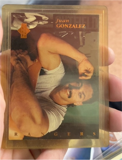 1993 Upper Deck #1 Juan Gonzalez — front