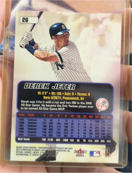 2001 Fleer Ultra #26 Derek Jeter — front