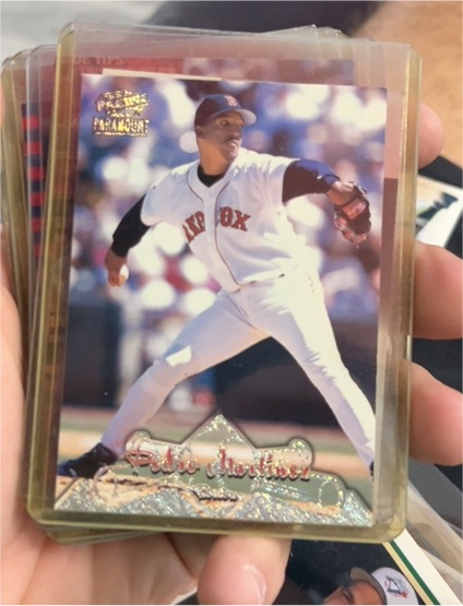 1998 Pacific Paramount #22 Pedro Martinez — front