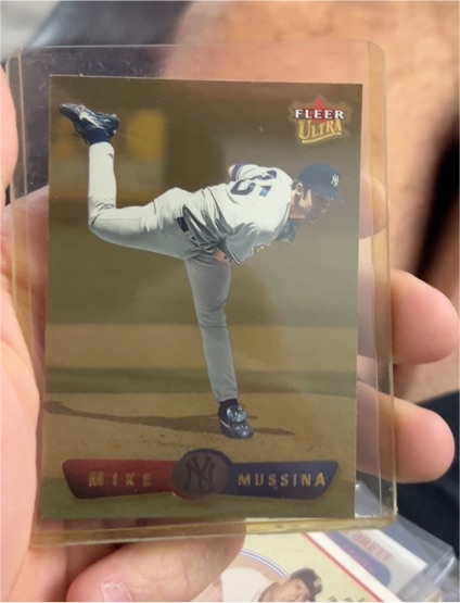 2002 Fleer Ultra #35 Mike Mussina — front