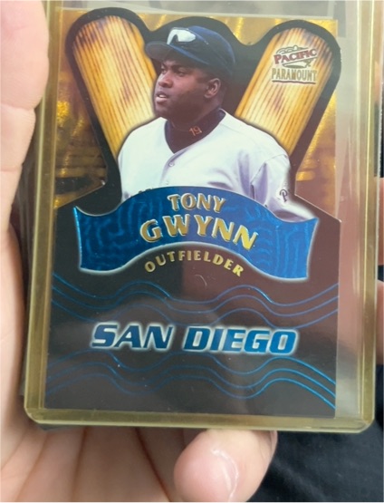 1998 Pacific Paramount Team Checklists #29 Tony Gwynn — front