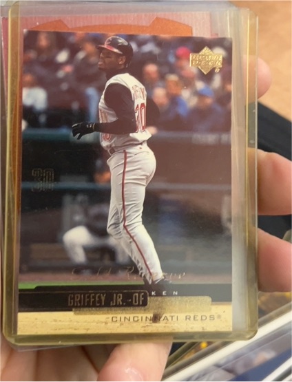 2000 Upper Deck Gold Reserve #257 Ken Griffey Jr. — front