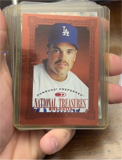 1997 Donruss Preferred National Treasures #171 Mike Piazza — front