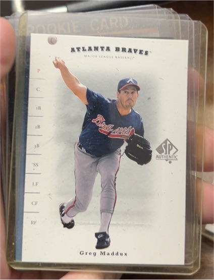 2001 SP Authentic #44 Greg Maddux — front