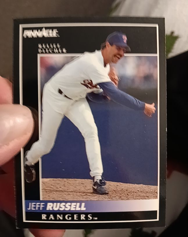 1992 Pinnacle #209 Jeff Russell — front