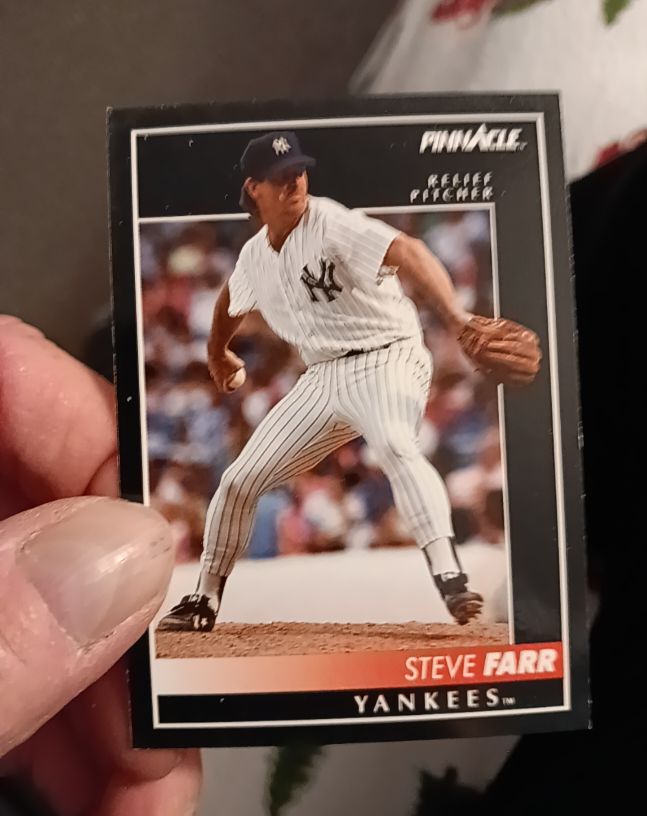 1992 Pinnacle Steve Farr # not visible — front