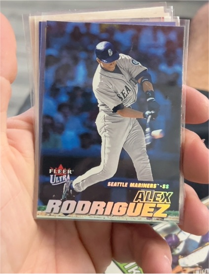 2001 Fleer Ultra #4 Alex Rodriguez — front