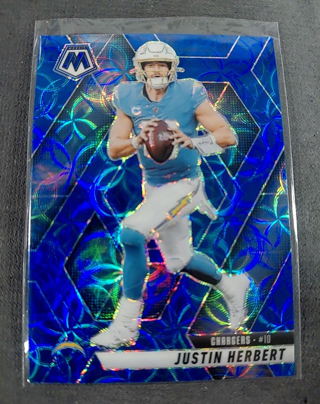 2025 Panini Mosaic #80 Justin Herbert — front