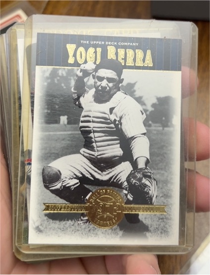 2001 Upper Deck Hall of Famers #45 Yogi Berra — front