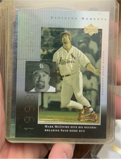 2000 Upper Deck Legends Defining Moments #DM10 Mark McGwire — front