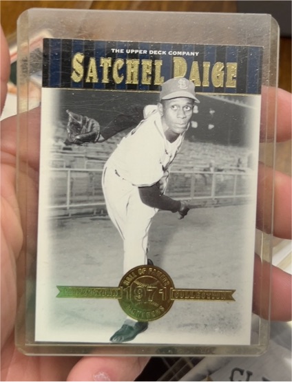 2001 Upper Deck Hall of Famers #24 Satchel Paige — front