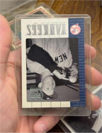 2000 Upper Deck Yankees Legends #2 Mickey Mantle — front