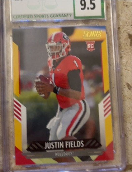 2021 Panini Score #360 Justin Fields RC — front