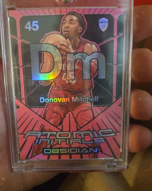 2024-25 Panini Obsidian #18 Donovan Mitchell Atomic Initials — front