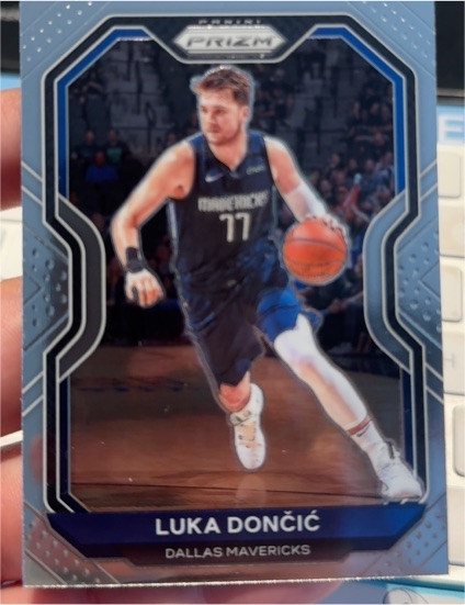 2020-21 Panini Prizm #32 Luka Dončić — front