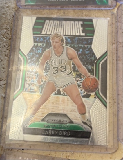 2018-19 Panini Prizm Dominance #16 Larry Bird — front