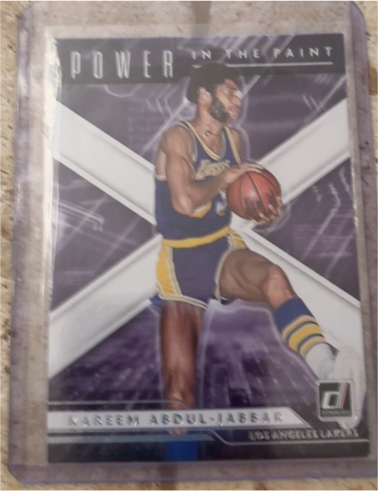 2021-22 Donruss Power in the Paint #2 Kareem Abdul-Jabbar — front