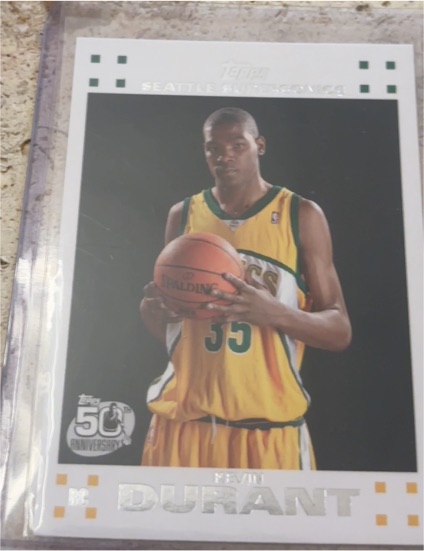 2007-08 Topps #2 Kevin Durant Rookie Set White Seattle SuperSonics — front