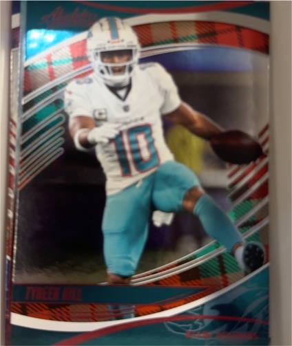 2025 Panini Absolute #9 Tyreek Hill — front