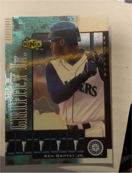 2000 Upper Deck Ionix #29 Ken Griffey Jr. — front