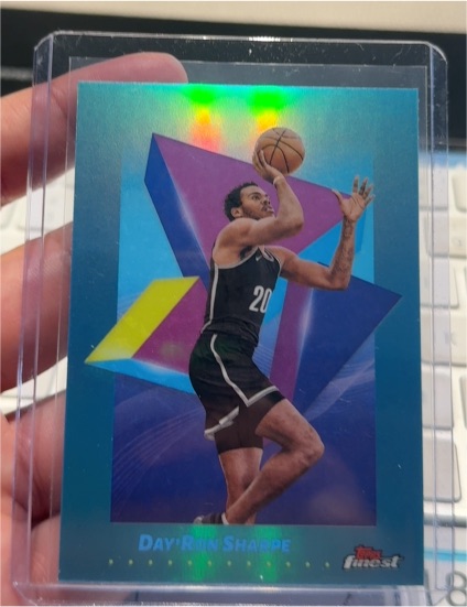 2024-25 Topps Finest #107 Day'Ron Sharpe — front