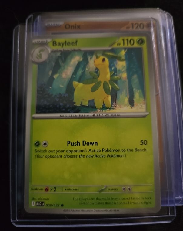2015 Pokémon ME01 #009 Bayleef — front