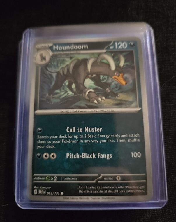 2022 Pokémon TCG Scarlet & Violet Prismatic Evolutions #063 Houndoom — front