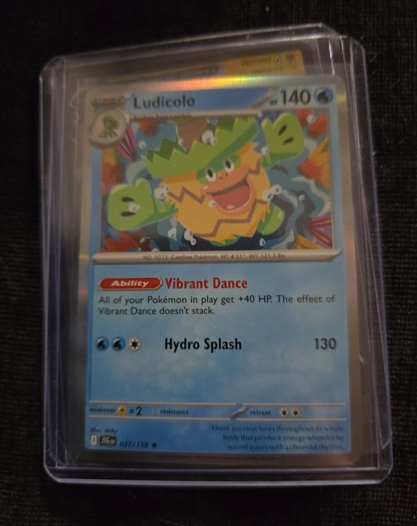 2025 Pokémon SV09: Journey Together #037 Ludicolo — front