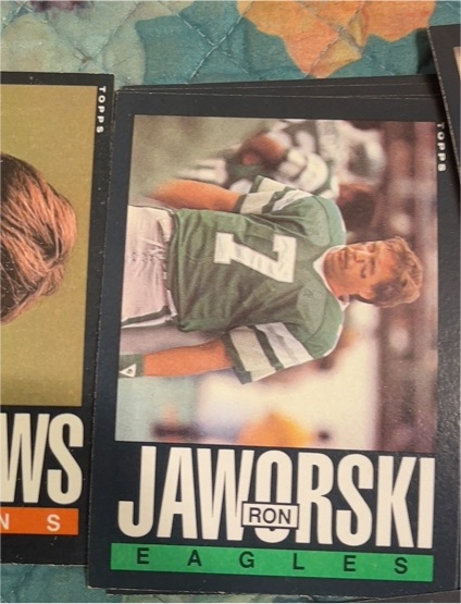 1985 Topps #132 Ron Jaworski — front