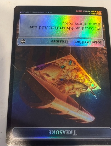 2021 Magic: The Gathering #015/019 Token Artifact Treasure — front