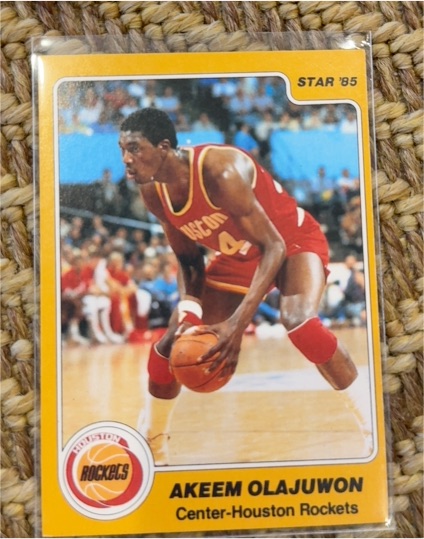 1984-85 Star #237 Akeem Olajuwon — front