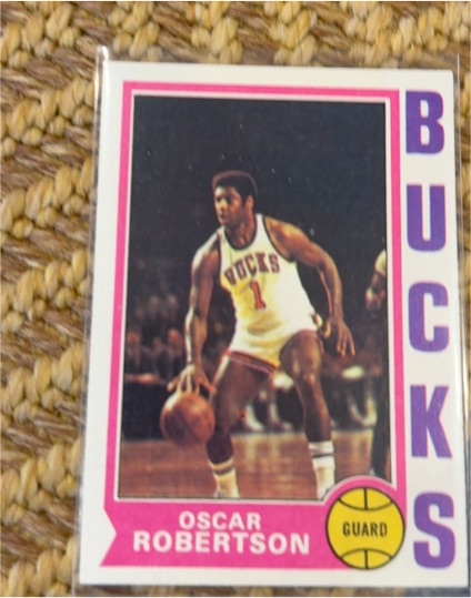 1974 Topps #55 Oscar Robertson — front