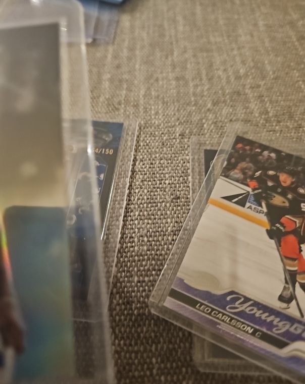 2023 Upper Deck Young Bloods #YB-1 Leo Carlsson — front