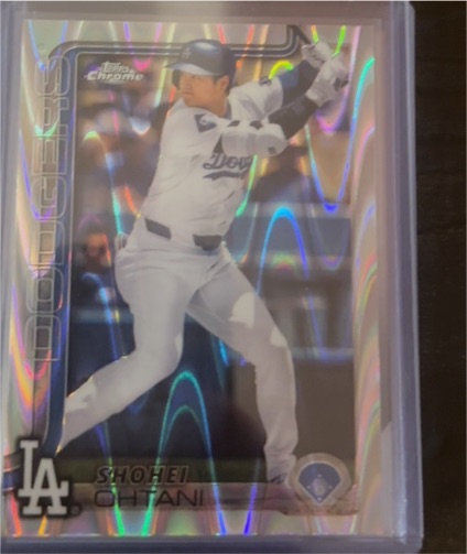 2025 Topps Chrome #1 Shohei Ohtani — front