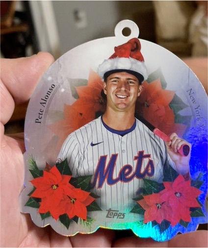 2025 Topps Holiday #OO-12 Pete Alonso — front