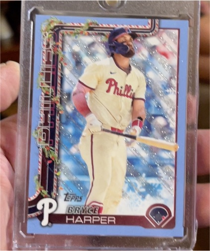 2025 Topps Holiday #H69 Bryce Harper — front