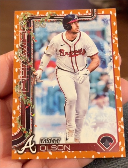 2025 Topps Holiday #H15 Matt Olson — front