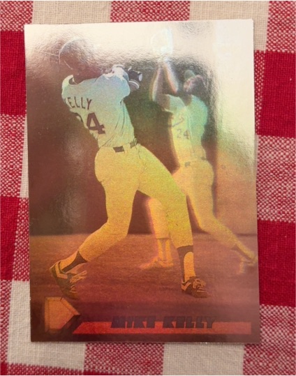 1992 Upper Deck College Player of the Year Holograms #CP2 Mike Kelly — front