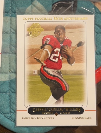 2005 Topps #438 Carnell 'Cadillac' Williams Rookie Card — front