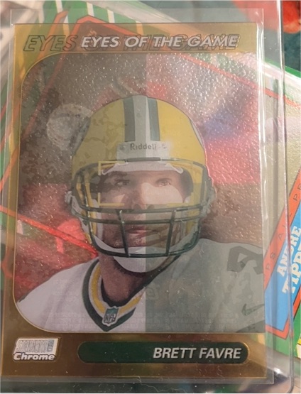 1999 Topps Stadium Club Chrome #23 Brett Favre — front