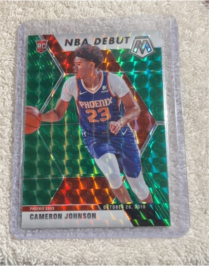 2019-20 Panini Mosaic NBA Debut Cameron Johnson Green Mosaic Prizm Rookie RC — front